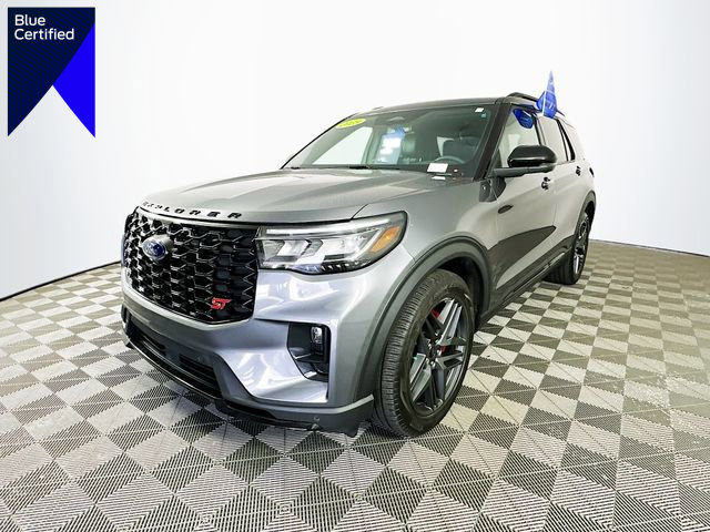 Certified 2025 Ford Explorer ST image 1