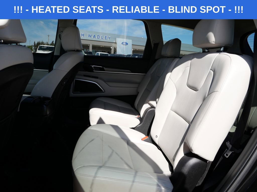 Used 2022 Kia Telluride S image 11