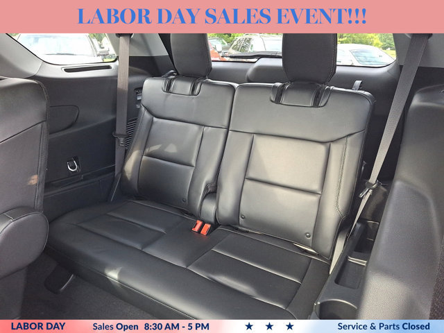 Certified 2023 Ford Explorer XLT w/ Equipment Group 202A AWD/4WD image 10