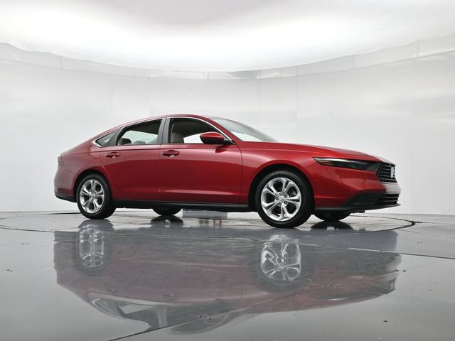 Used 2024 Honda Accord LX image 32