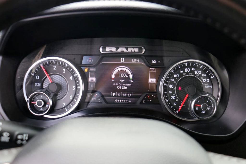 Used 2024 RAM 1500 Laramie image 14