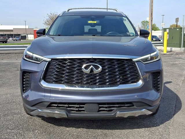 Used 2022 INFINITI QX60 Sensory w/ Vision Package AWD/4WD image 2
