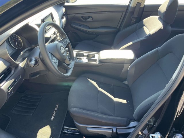 Used 2025 Nissan Sentra S FWD image 15