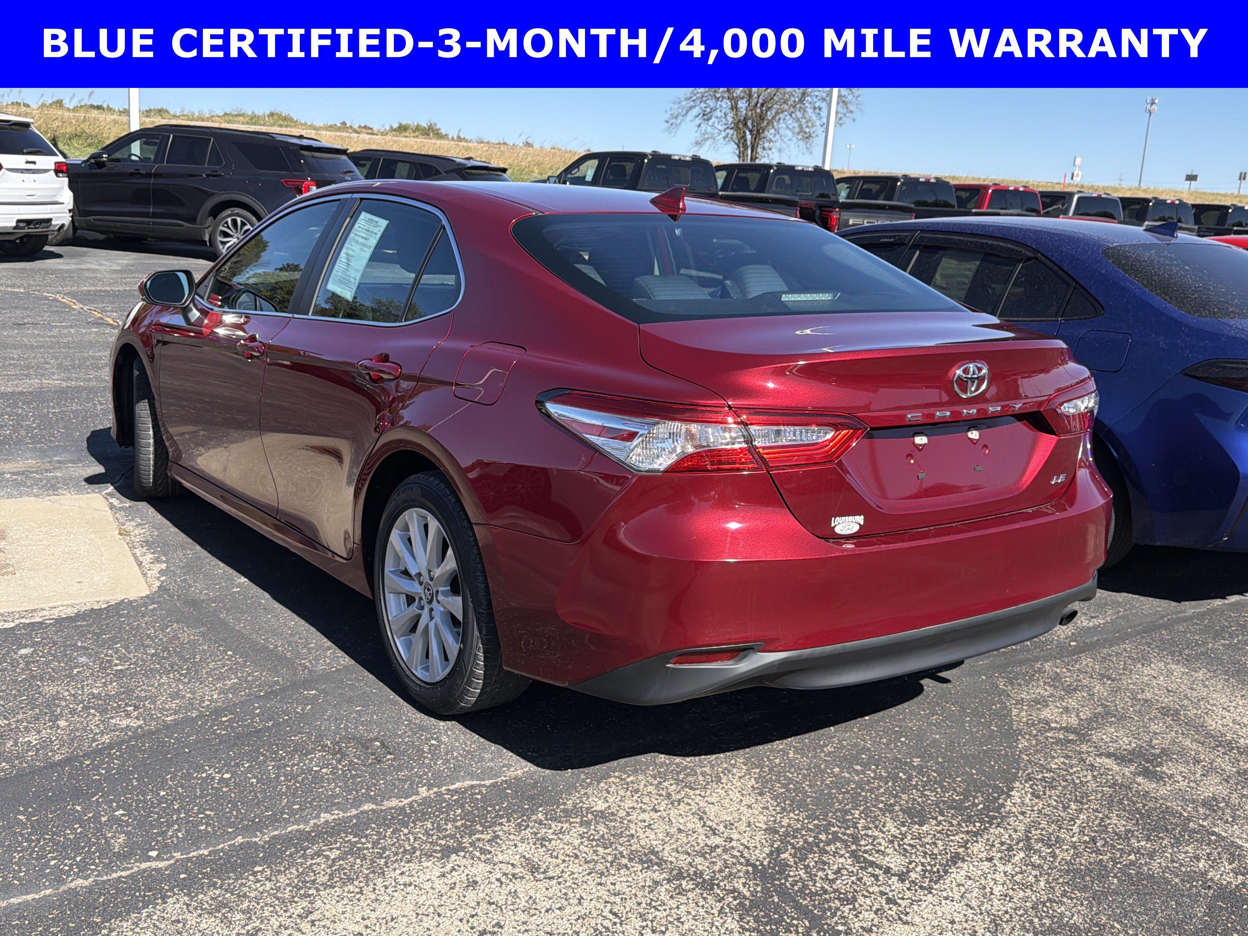 Used 2019 Toyota Camry LE image 3