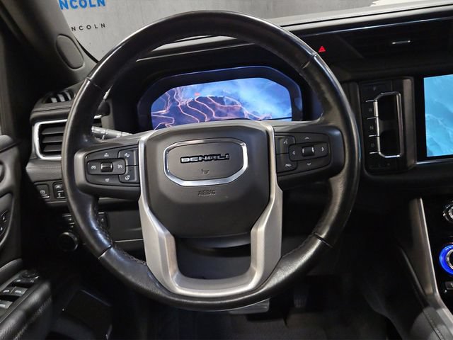 Used 2022 GMC Yukon XL Denali AWD/4WD image 14