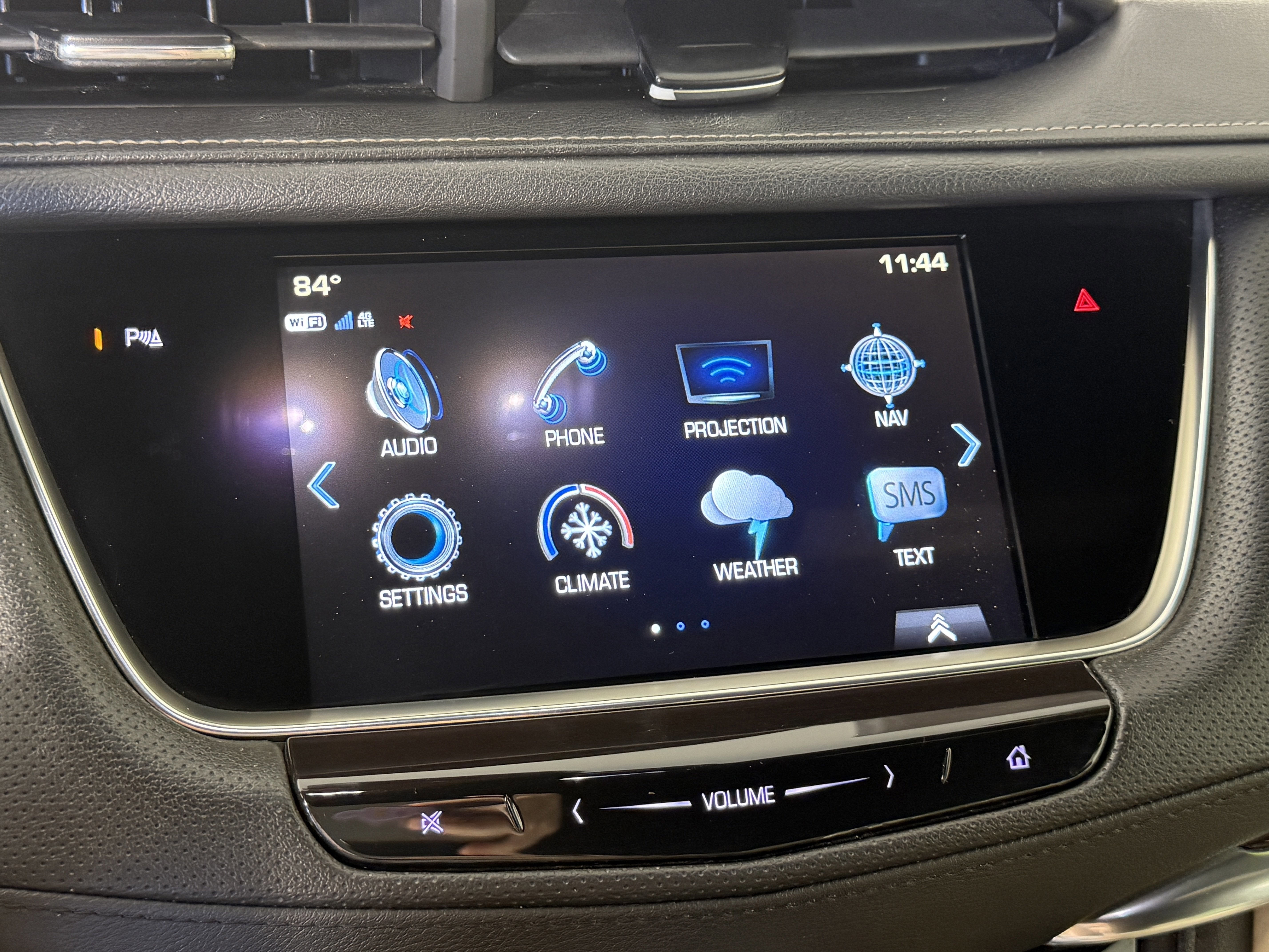 Used 2018 Cadillac XT5 Luxury w/ Driver Awareness Package image 20