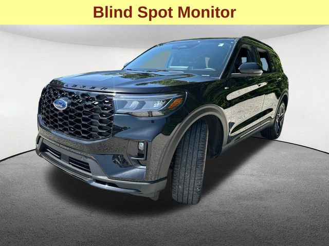 Certified 2025 Ford Explorer ST-Line w/ ST-Line Street Pack AWD/4WD image 6