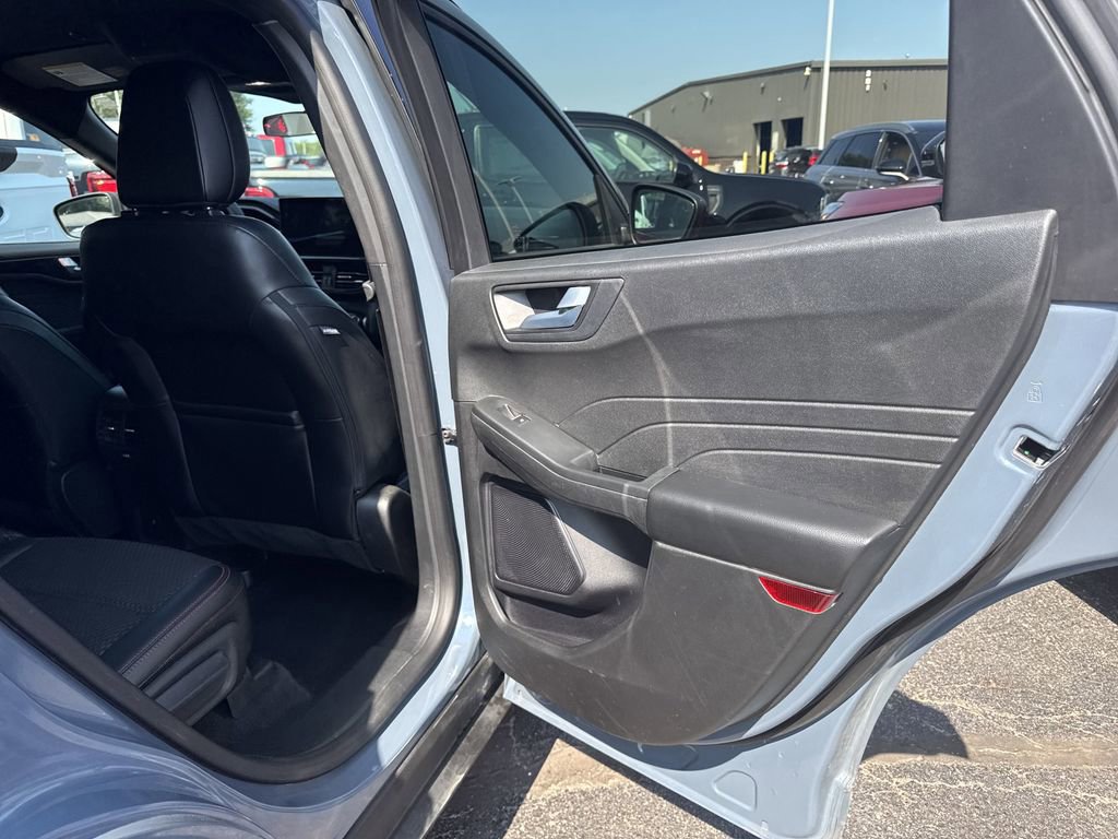 Certified 2023 Ford Escape ST-Line w/ Tech Pack #1 image 16