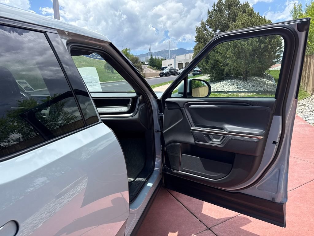 Used 2025 Rivian R1T Adventure AWD/4WD image 26