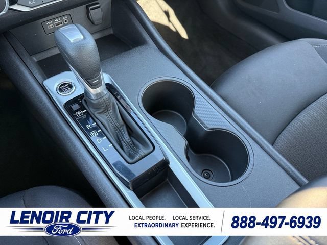 Used 2025 Nissan Altima 2.5 SV FWD image 28