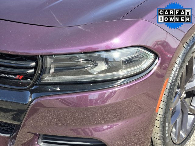 Used 2022 Dodge Charger SXT w/ Blacktop Package image 8