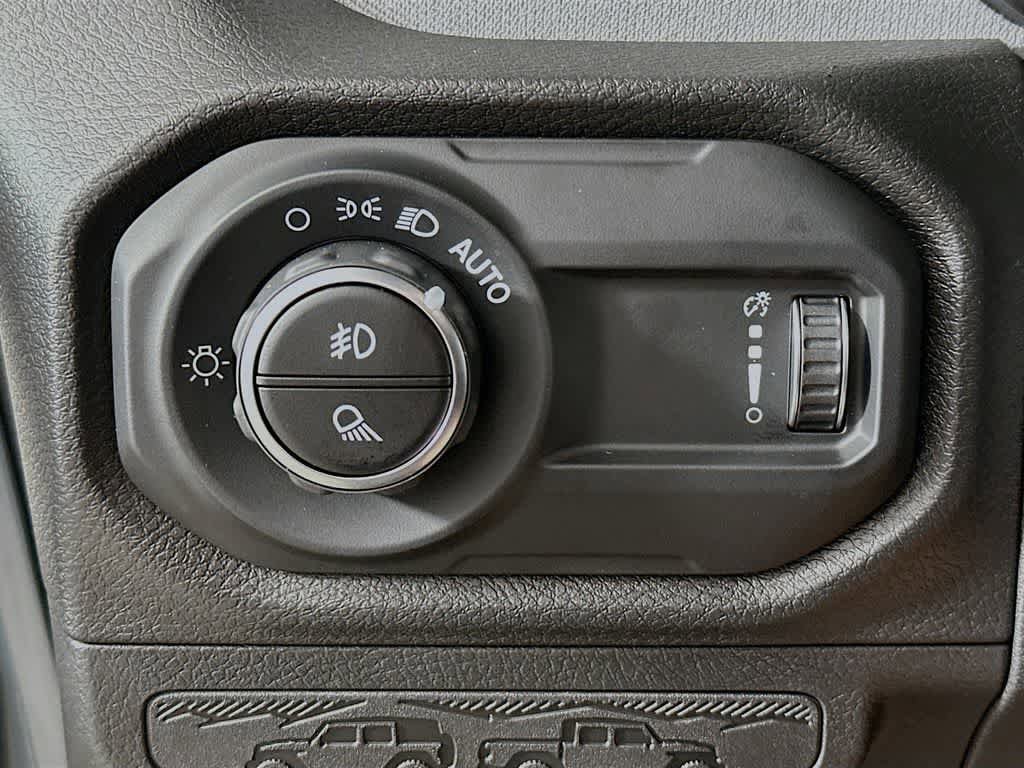 Used 2025 Jeep Gladiator Sport AWD/4WD image 27
