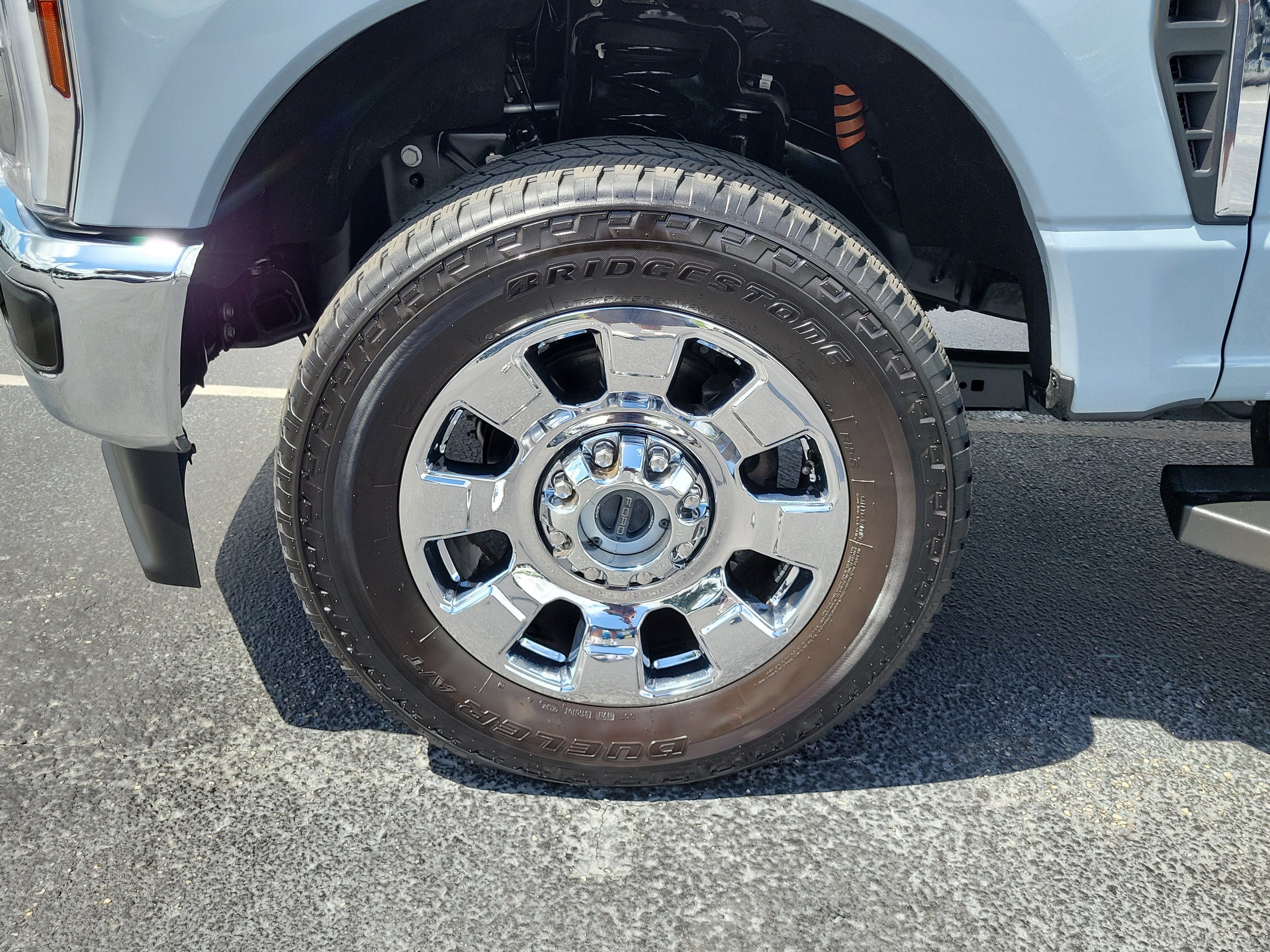 Certified 2025 Ford F250 Lariat w/ Chrome Package AWD/4WD image 5