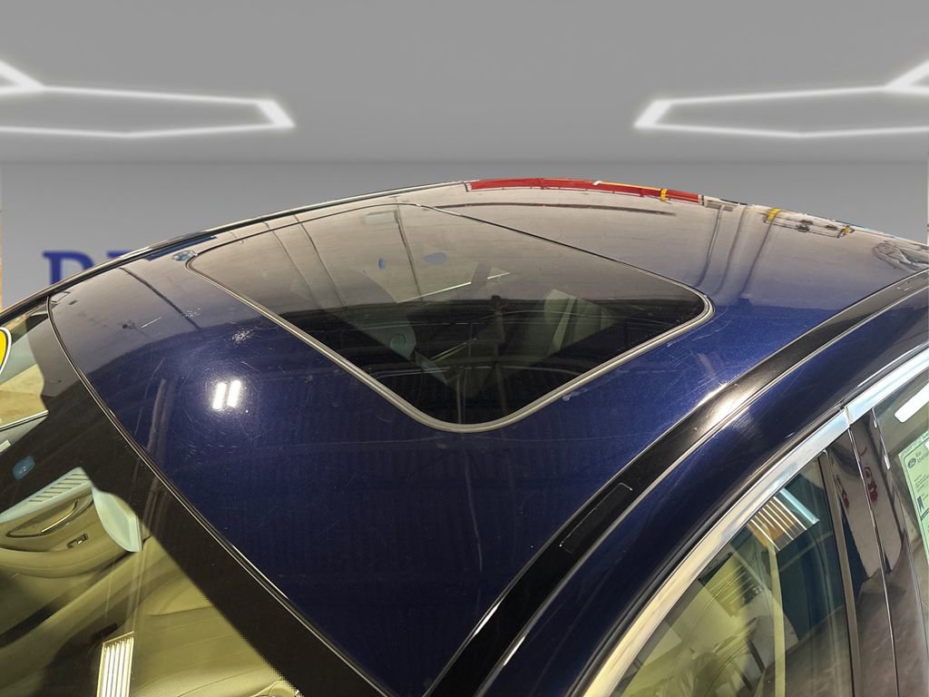Used 2018 Mercedes-Benz E 300 4MATIC image 12