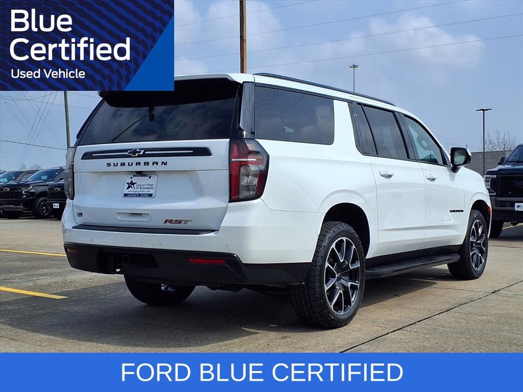 Used 2024 Chevrolet Suburban RST image 2