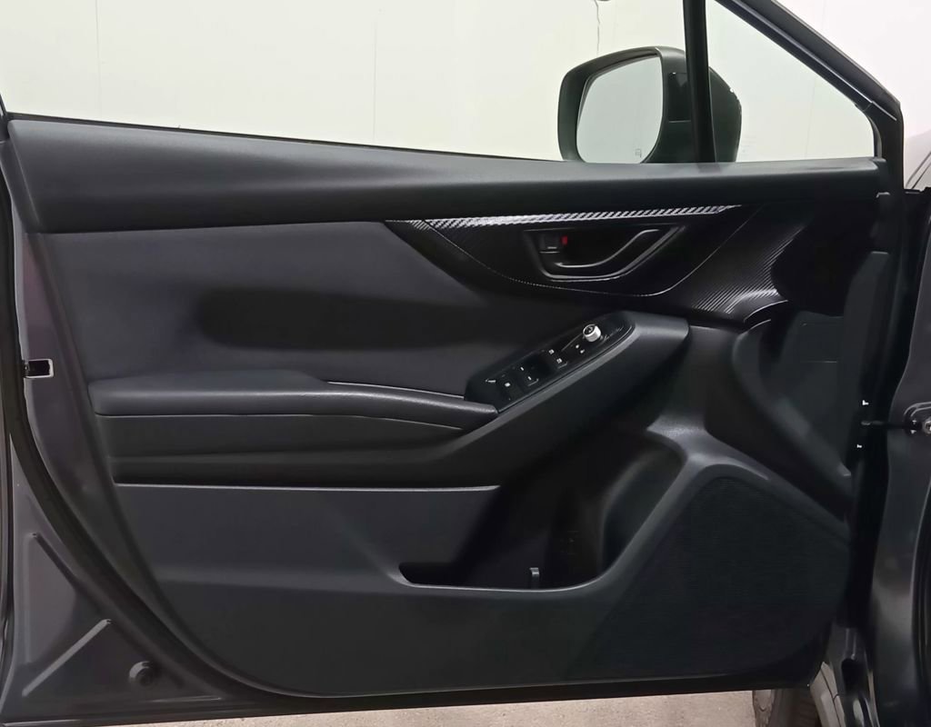 Used 2021 Subaru Crosstrek 2.0i Premium w/ Moonroof Package image 25