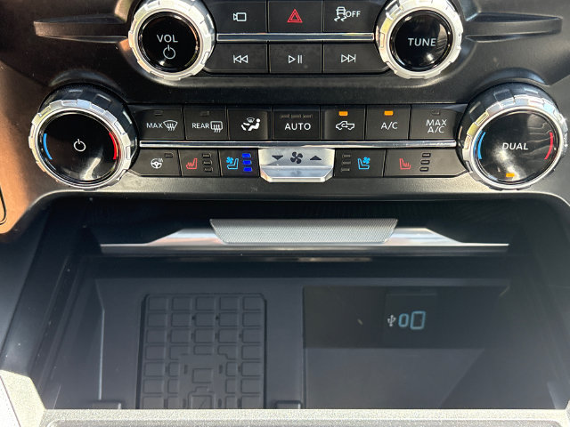 Certified 2025 Ford F350 Platinum AWD/4WD image 36
