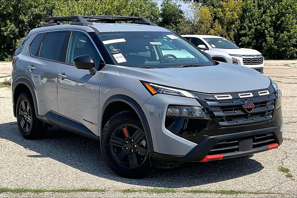 Used 2025 Nissan Rogue SV