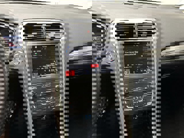 Certified 2019 Ford Fusion SE image 17