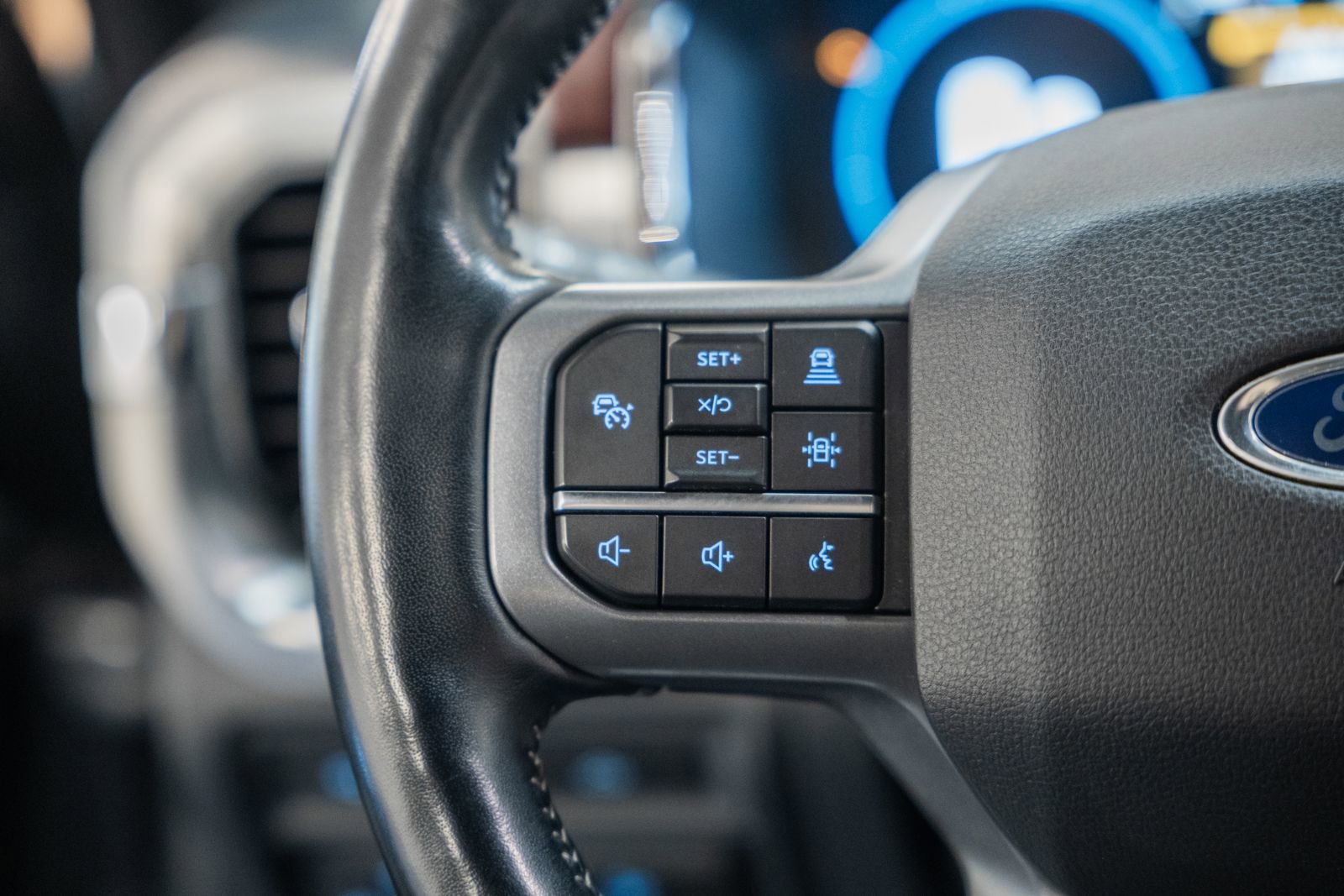 Certified 2021 Ford F150 Lariat w/ Equipment Group 502A High image 35