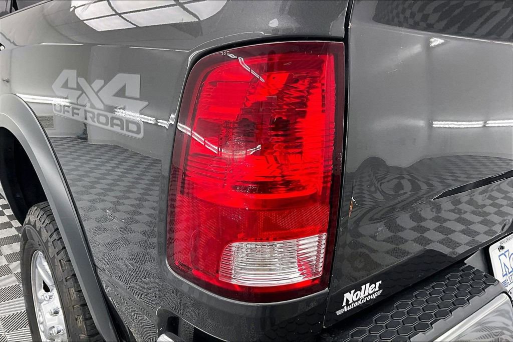 Used 2018 RAM 2500 Tradesman w/ Chrome Appearance Group image 31