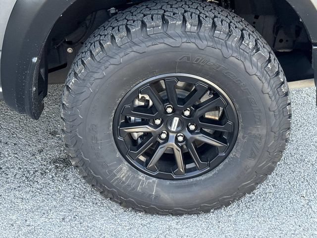Certified 2025 Ford F150 Raptor AWD/4WD image 9