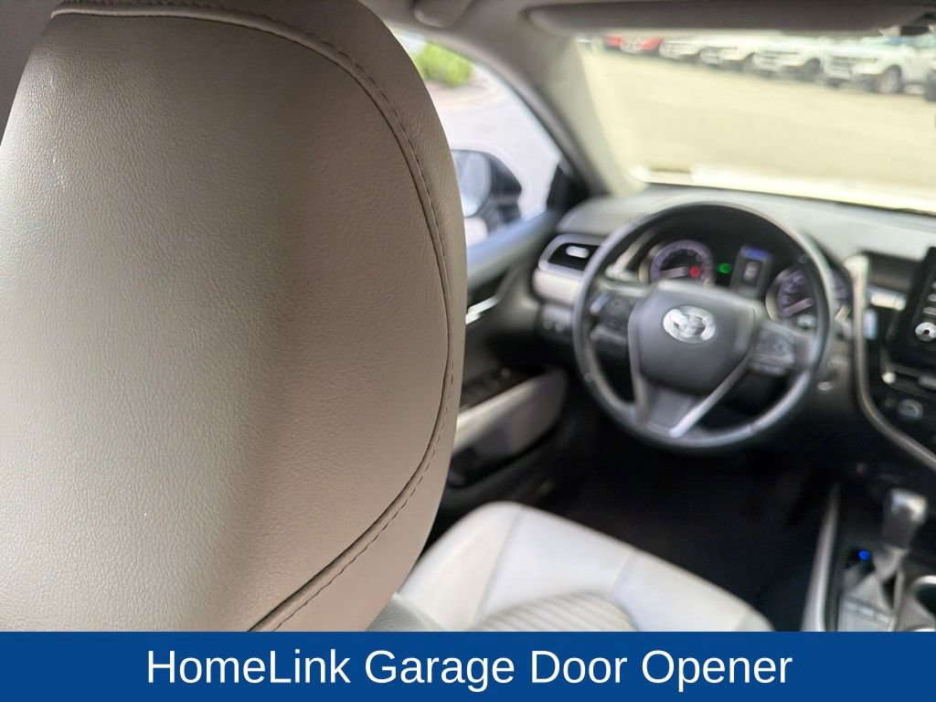 Used 2023 Toyota Camry SE w/ Convenience Package FWD image 16