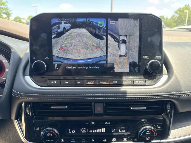Used 2023 Nissan Rogue Platinum w/ Platinum Premium Package AWD/4WD image 26