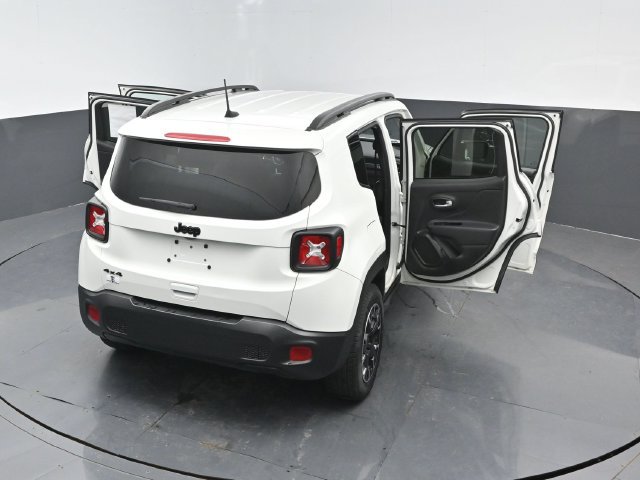 Used 2023 Jeep Renegade Latitude AWD/4WD image 25