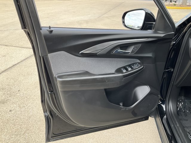 Used 2023 Chevrolet TrailBlazer LT w/ Convenience Package FWD image 7
