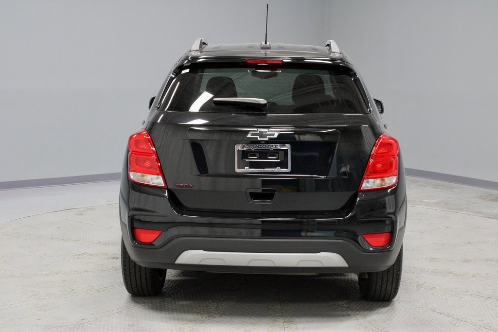 Used 2020 Chevrolet Trax LT w/ Redline Edition image 4