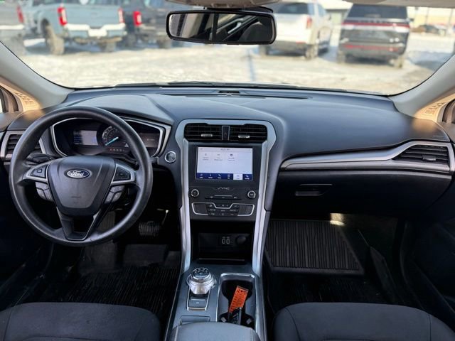 Certified 2020 Ford Fusion SE image 15