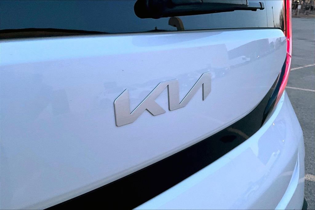 Used 2023 Kia Soul LX w/ LX Technology Package image 30
