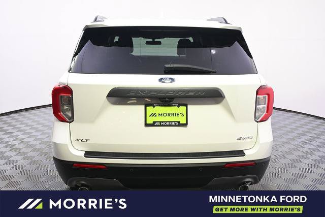 Certified 2023 Ford Explorer XLT w/ Equipment Group 202A AWD/4WD image 5
