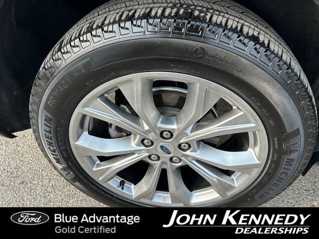 Certified 2023 Ford Explorer XLT w/ Equipment Group 202A AWD/4WD image 9