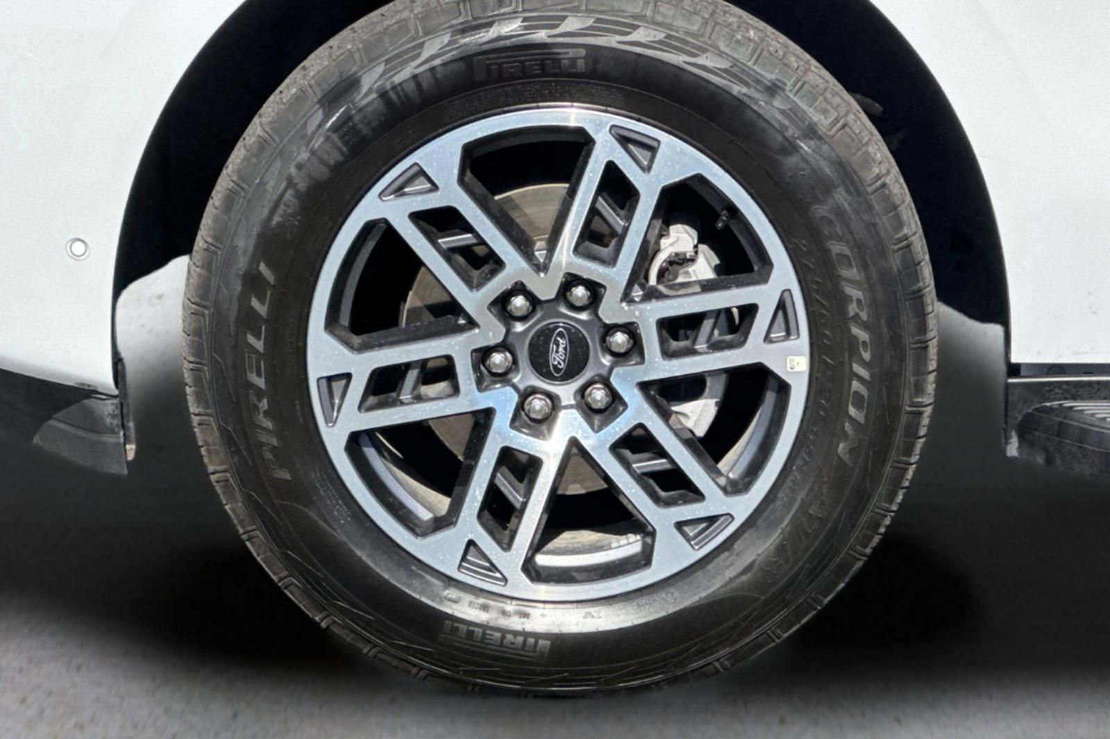 Certified 2025 Ford Expedition Max Active AWD/4WD image 26