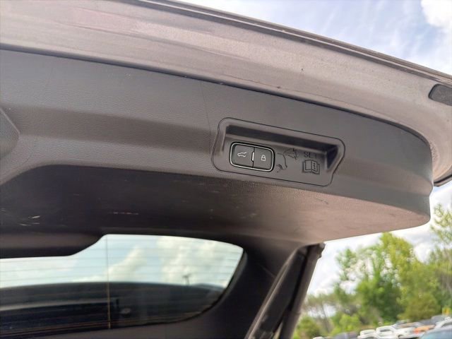 Certified 2021 Ford Explorer XLT w/ Equipment Group 202A AWD/4WD image 58