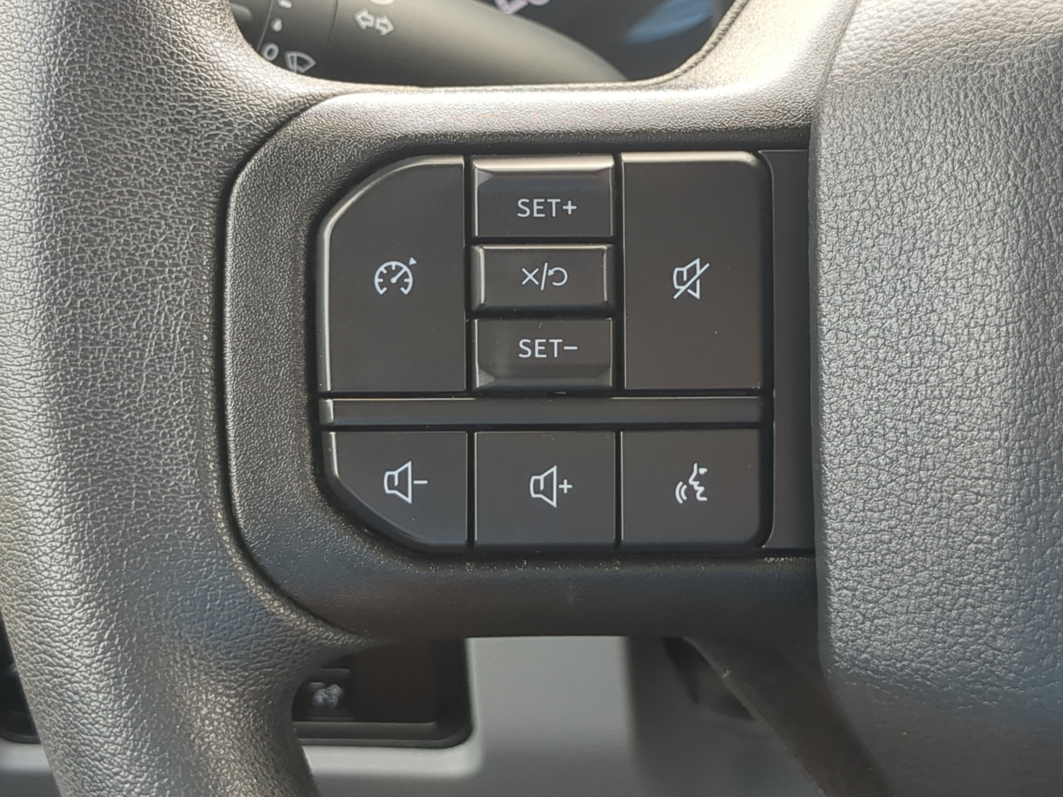 Certified 2025 Ford F250 XLT AWD/4WD image 22