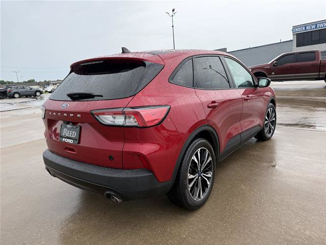 Certified 2021 Ford Escape SE w/ SE Sport Appearance Package FWD image 9