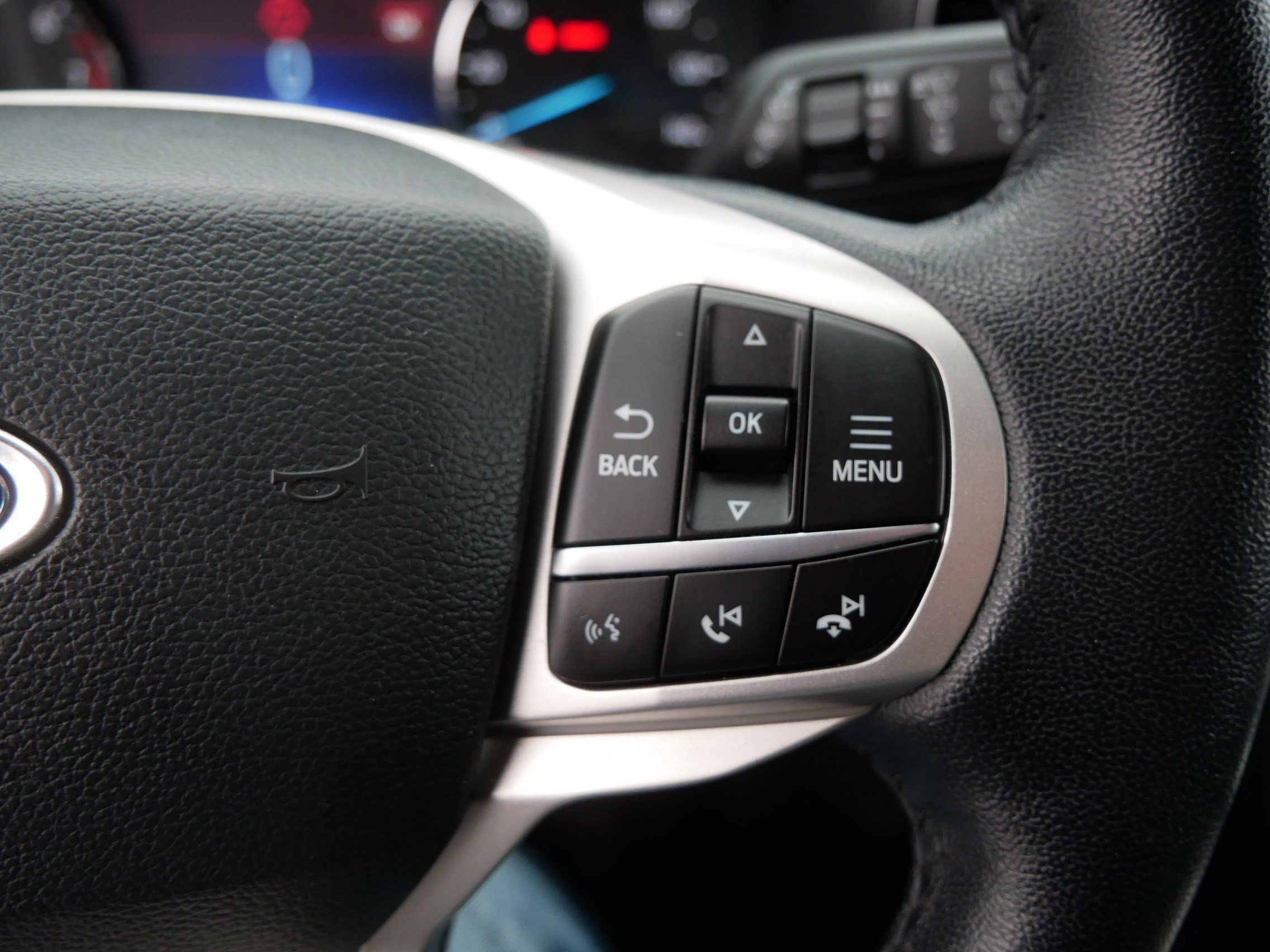 Certified 2023 Ford Explorer XLT w/ Equipment Group 202A image 37