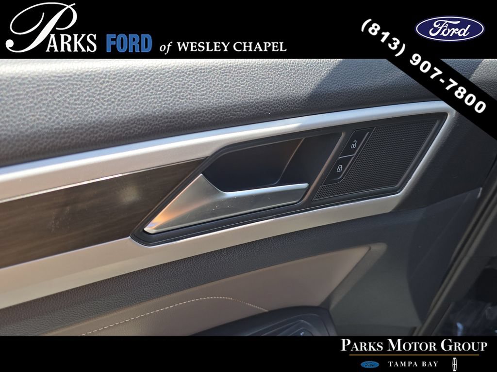 Used 2022 Volkswagen Atlas SE FWD image 17