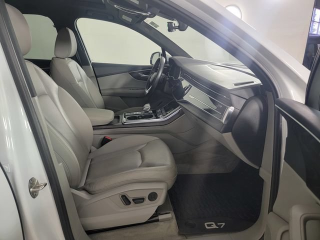Used 2021 Audi Q7 3.0T Premium Plus w/ Executive Package AWD/4WD image 18