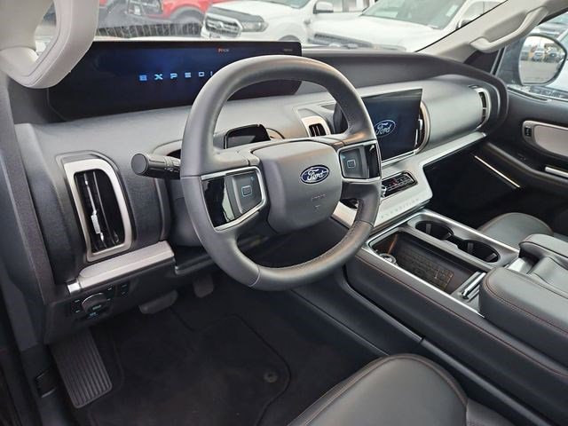 Certified 2025 Ford Expedition Max Active AWD/4WD image 15