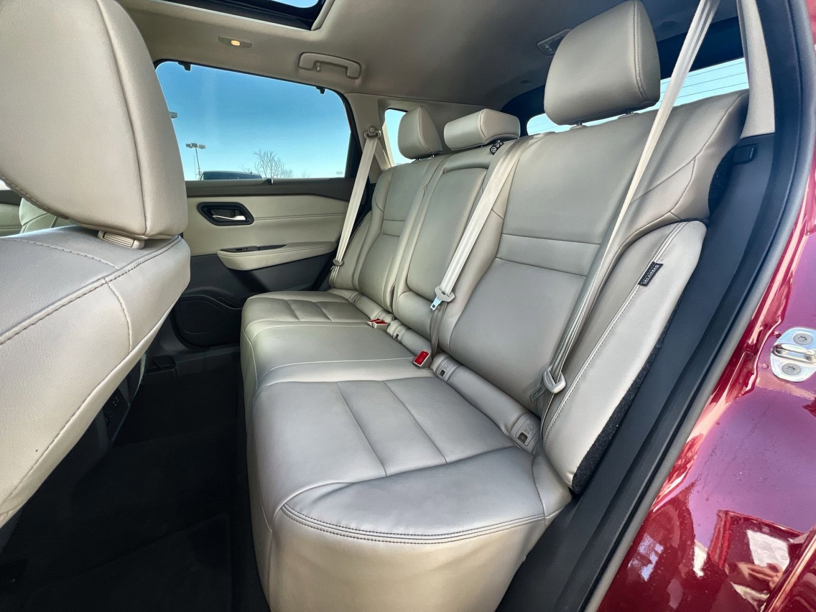 Used 2023 Nissan Rogue SL w/ SL Premium Package image 25