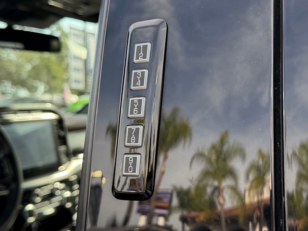 Certified 2022 Ford F150 Lariat AWD/4WD image 22
