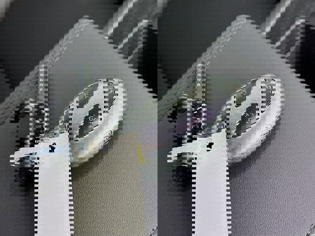 Used 2025 Hyundai Santa Fe SEL image 24