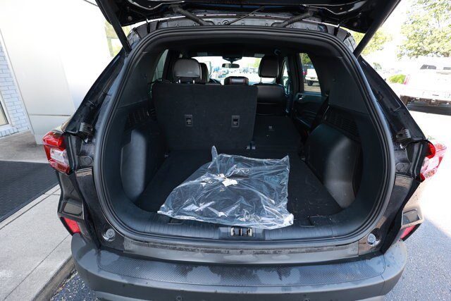 Certified 2025 Ford Escape ST-Line Select w/ Tech Pack #1 AWD/4WD image 8