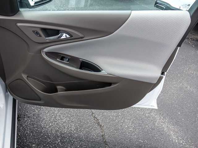 Used 2023 Chevrolet Malibu LT image 24