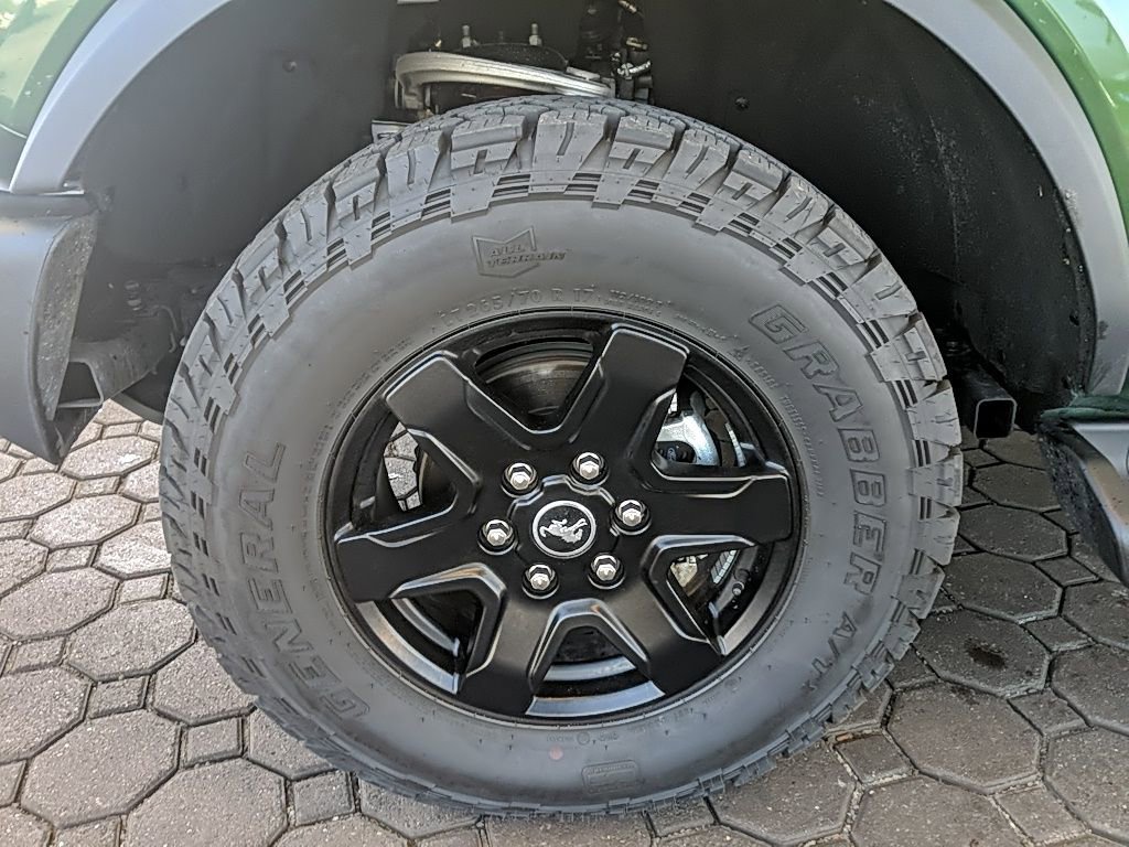 Certified 2025 Ford Bronco Outer Banks AWD/4WD image 10