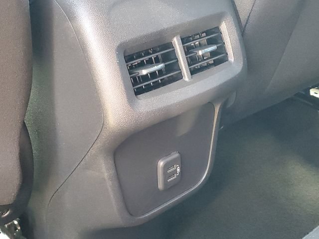 Used 2023 Chevrolet Equinox LT AWD/4WD image 30